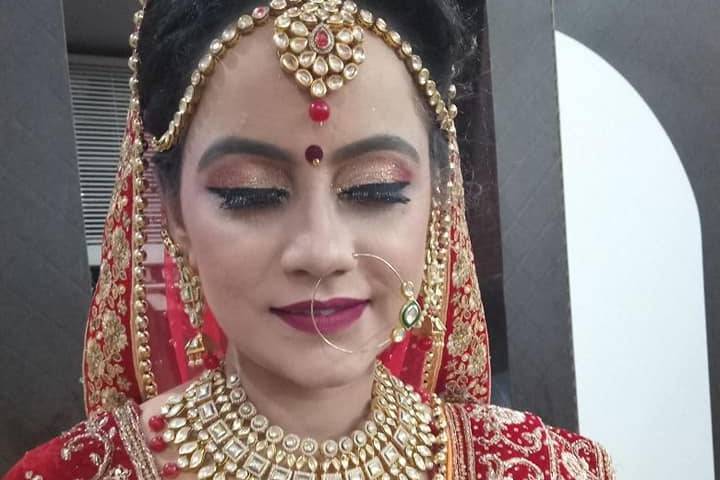 Bridal makeup