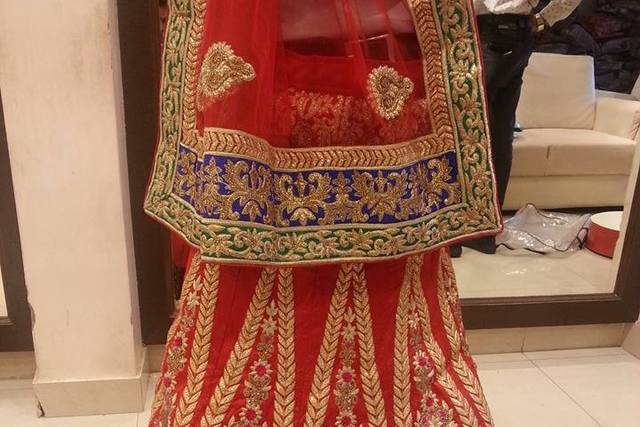 Wedding Wear Embroidery Designer Lehenga at best price in Mumbai | ID:  27207780688