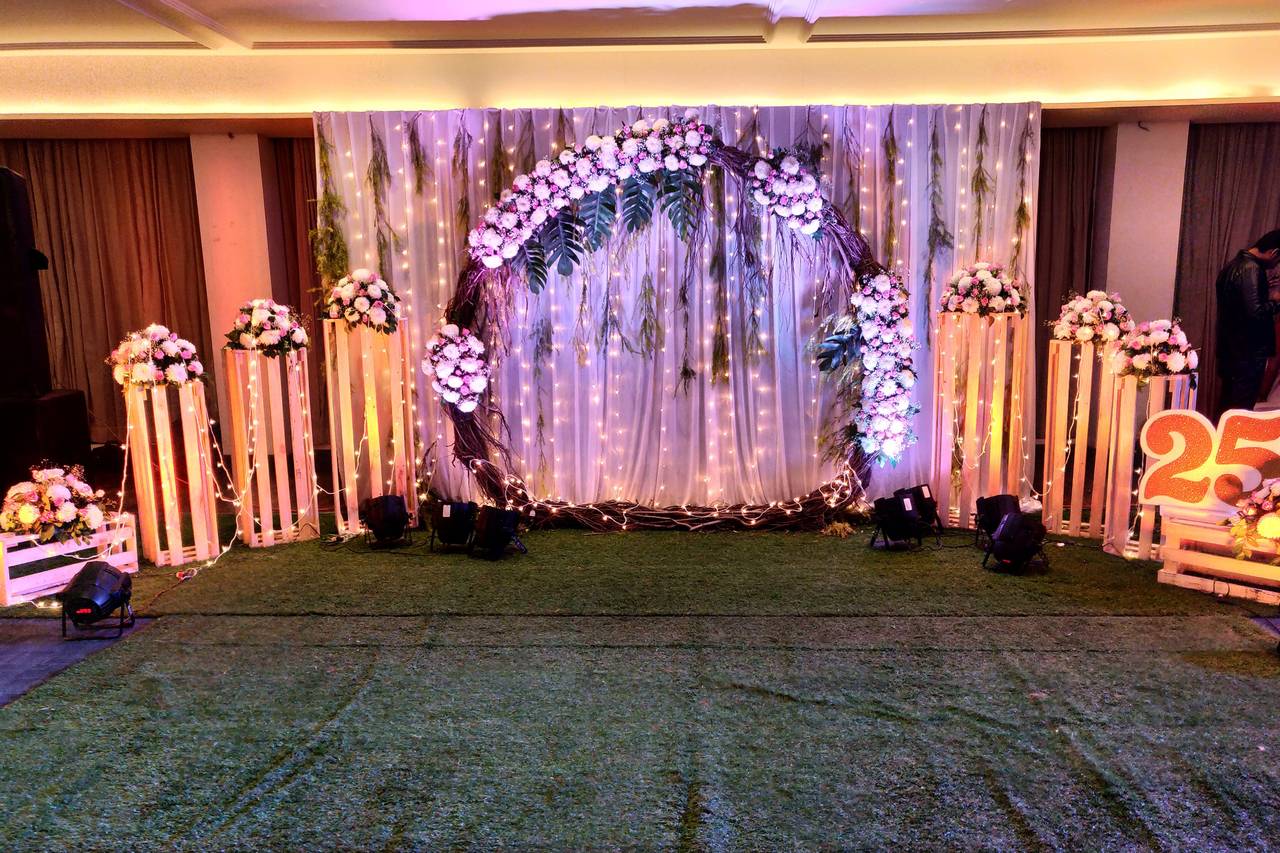 Five Petals Hotel & Banquets - Venue - Ghatlodia - Weddingwire.in