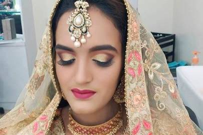 Makeup Artist Sumaiya Shaikh