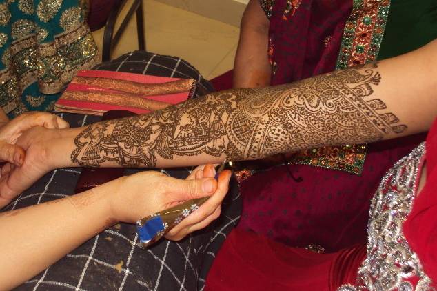 Mast Mehendi Studio - Price & Reviews | Mehndi Artist in Bangalore