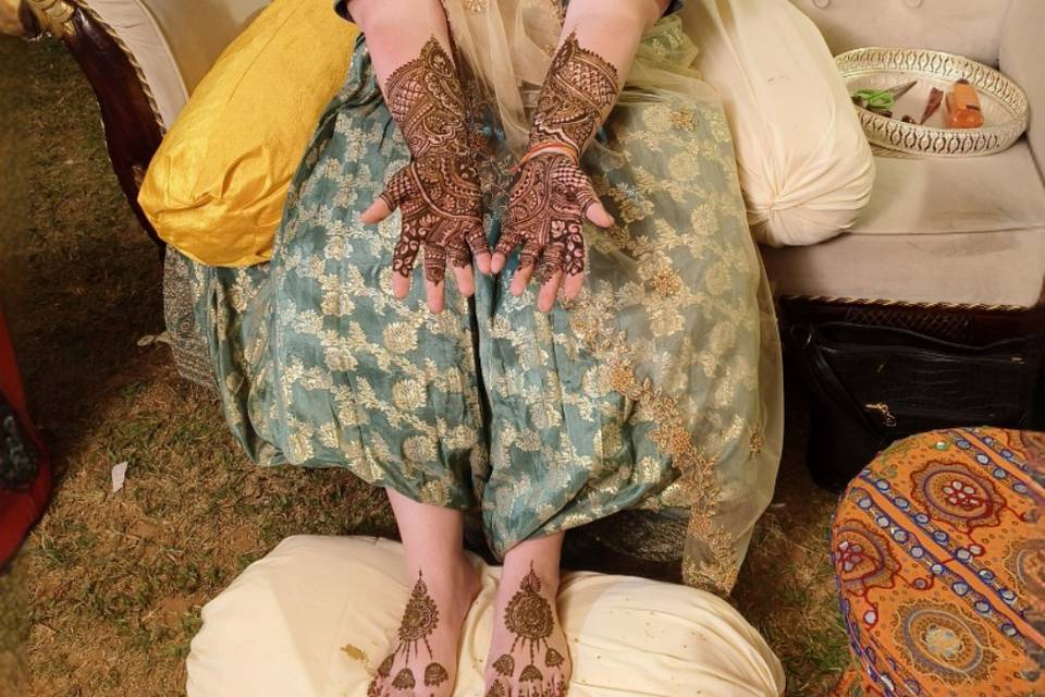 Bride Jignasa's Mehendi
