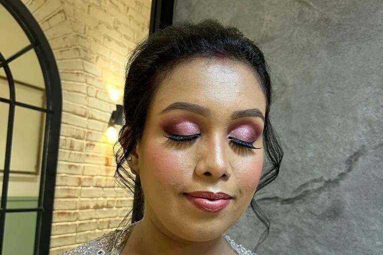 Party makeup