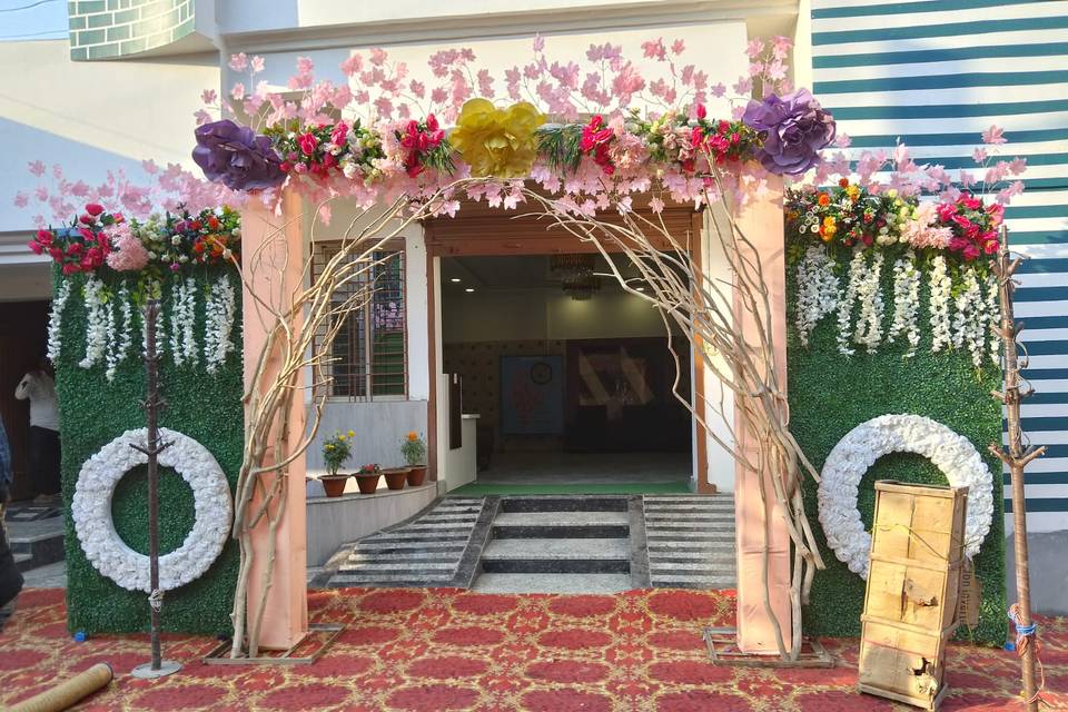 Entrance decor