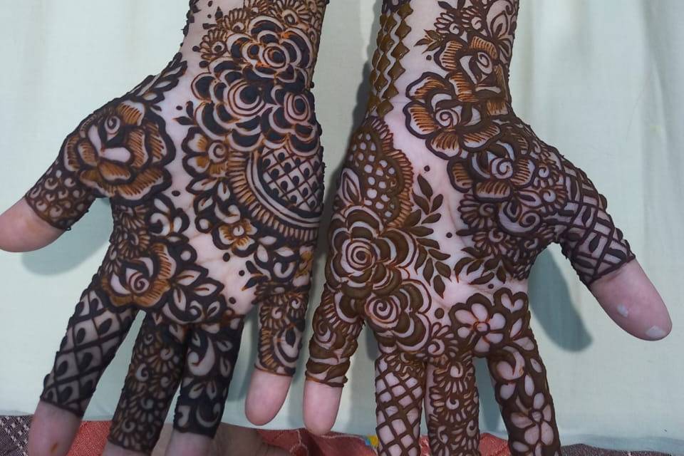 Raihaan Mehendi