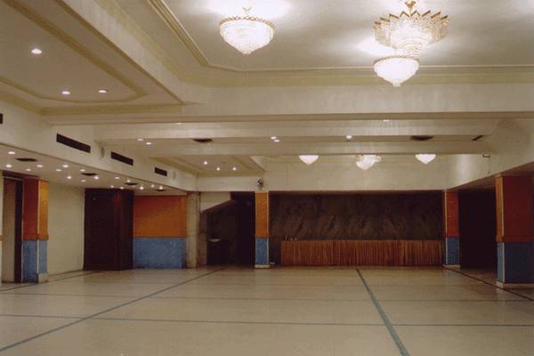 Banquet hall