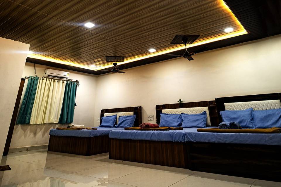 Accommodation