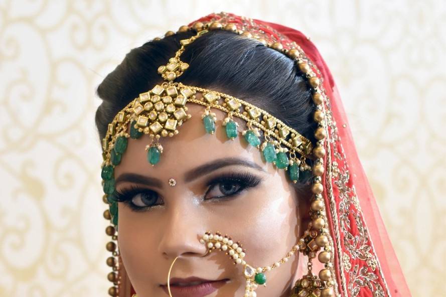 Bridal makeup