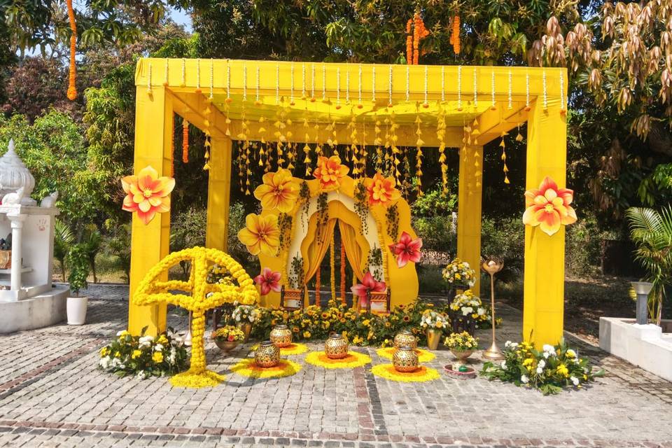 Haldi decor