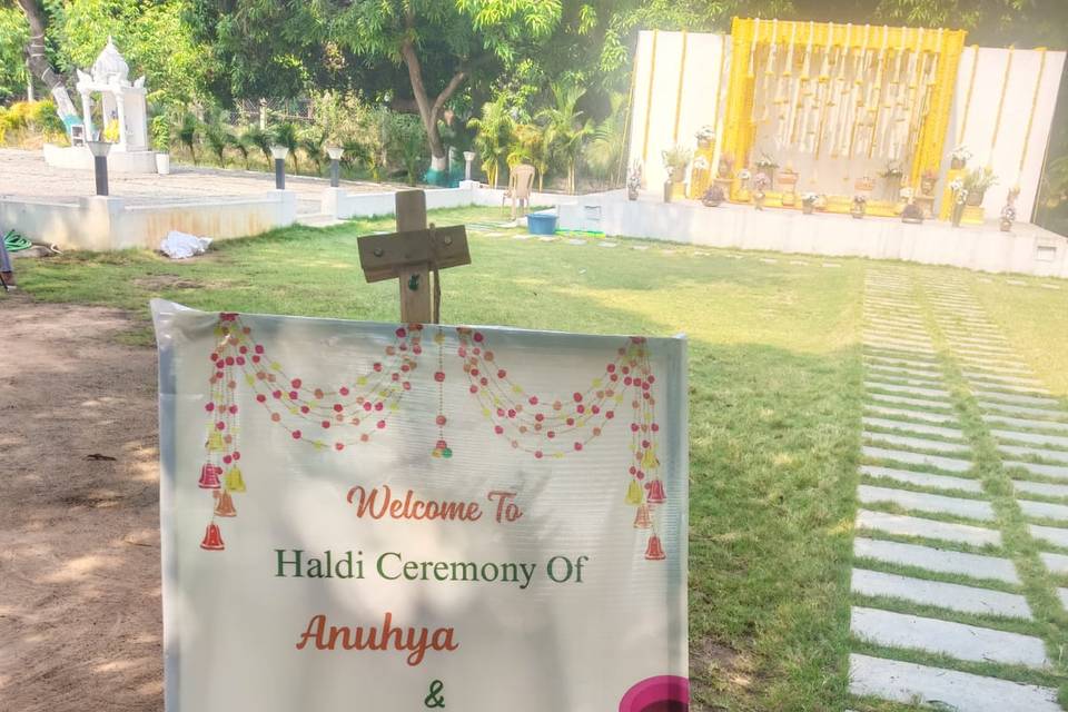 Haldi decor