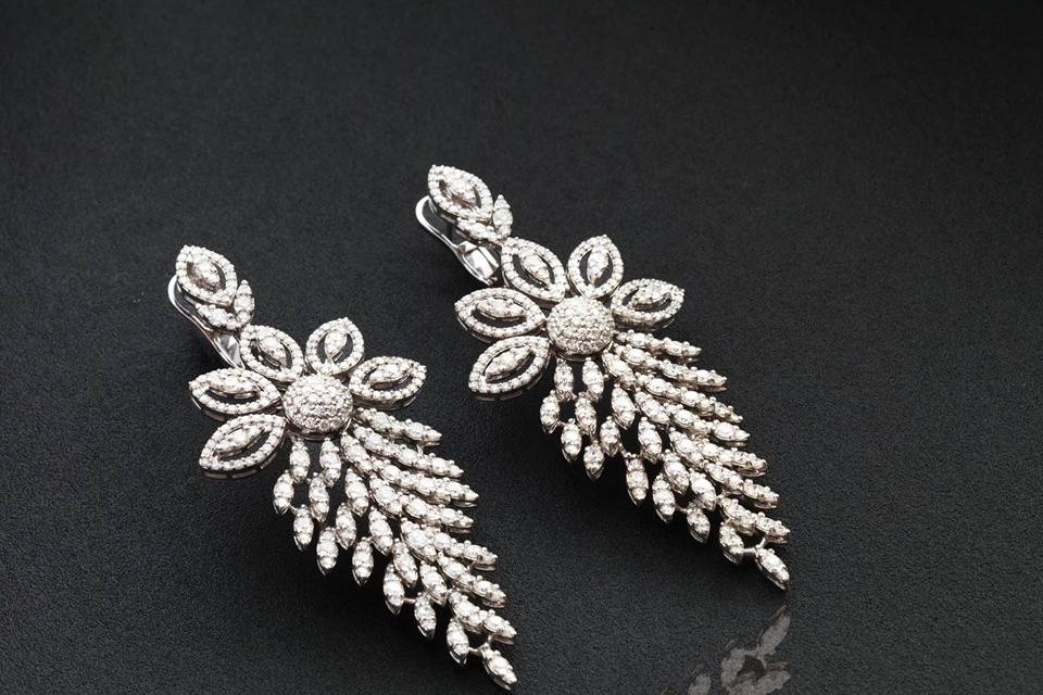 Designer Platinum Diamond Earrings for Women JL PT E LC825