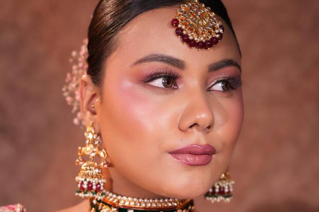 Makeup by Gauri Agarwal