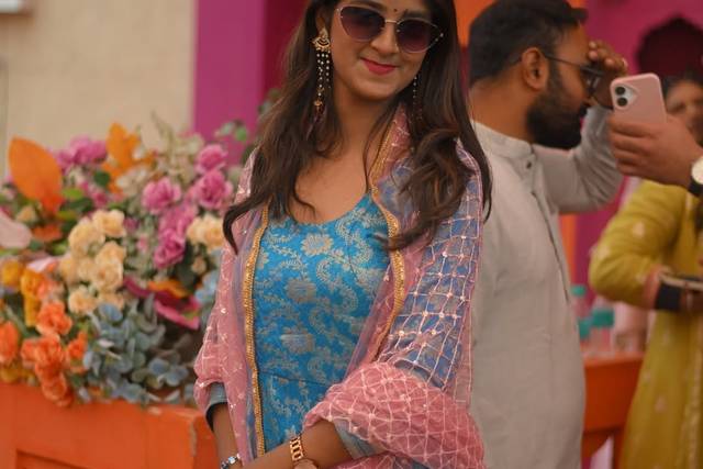 Anchor Shraddha Shrivastava