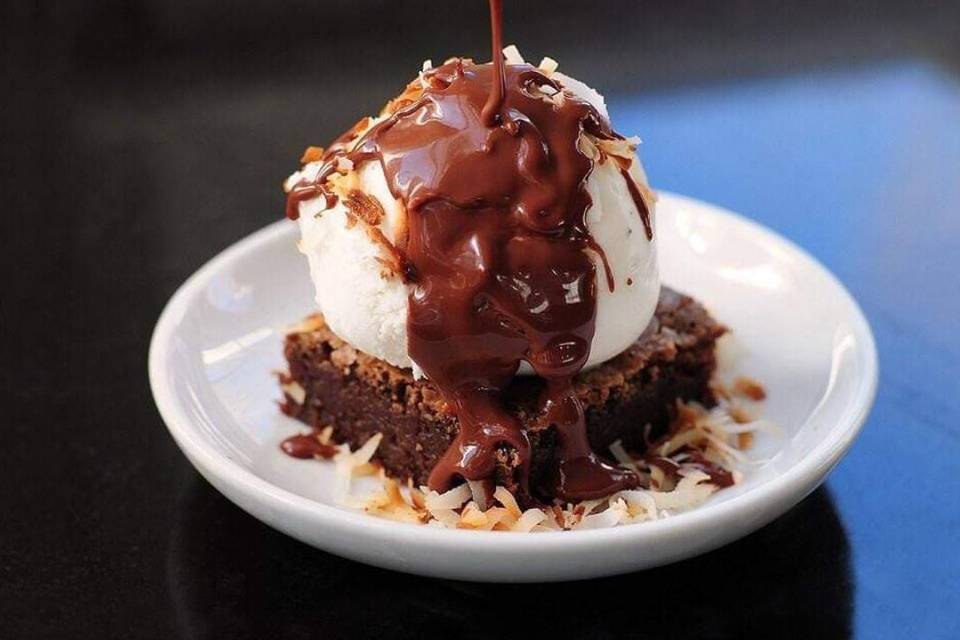 Brownie with Vanilla Ice Cream