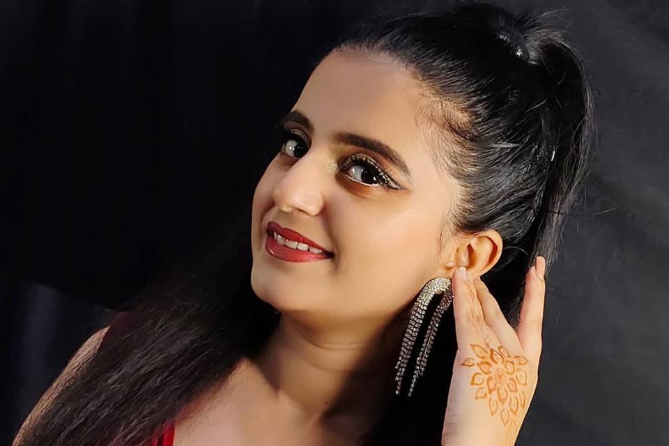 Party makeup