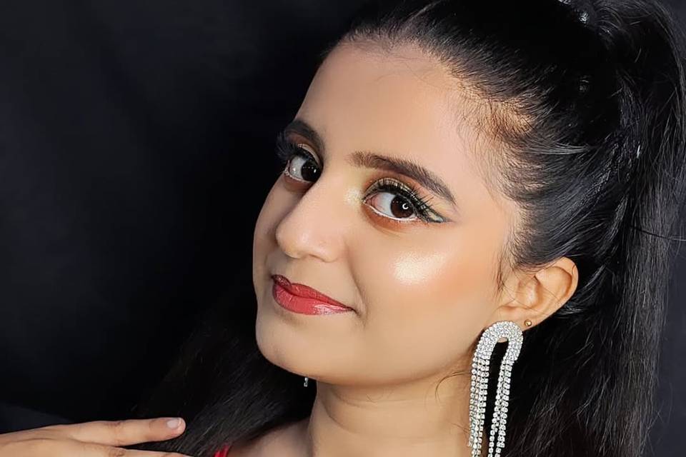 Party makeup
