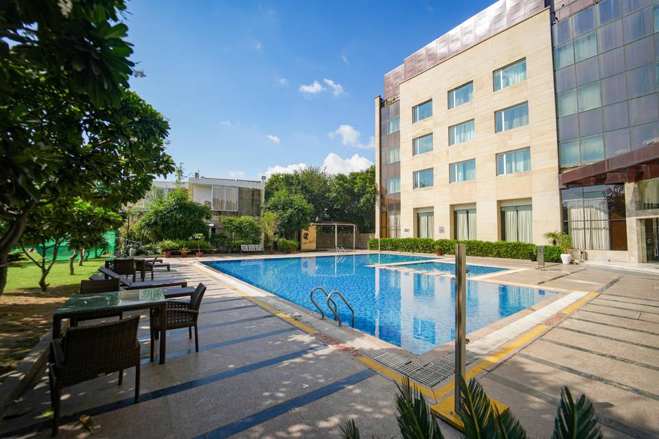 Fortune Park Orange, Gurgaon