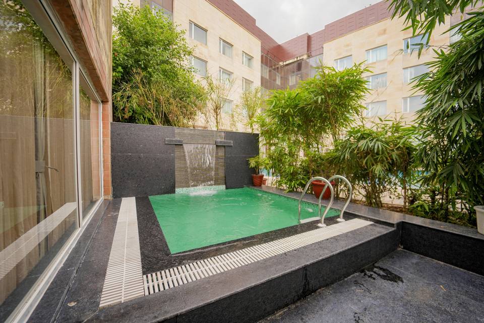 Fortune Park Orange, Gurgaon