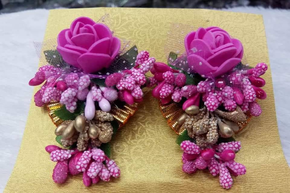 Floral jewellery