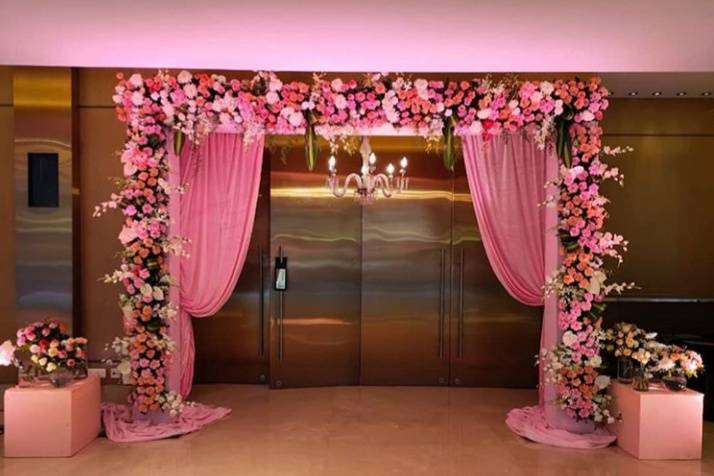 Entrance decor