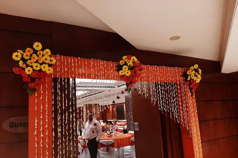 Entrance decor