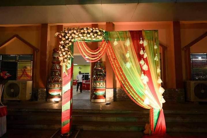 Entrance decor