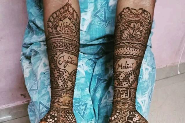 Varshika Mehandi Designs - Bridal mehendi of Ms.ayshwarya  #varshika_mehandi_designs #mehndi #mehandi #mehendi #mehendidesign  #mehendiceremony #mehendiart #art #artist #artistsoninstagram #tattoo  #tattoos #portraitmehndi #portrait #wedding #weddinggoals ...