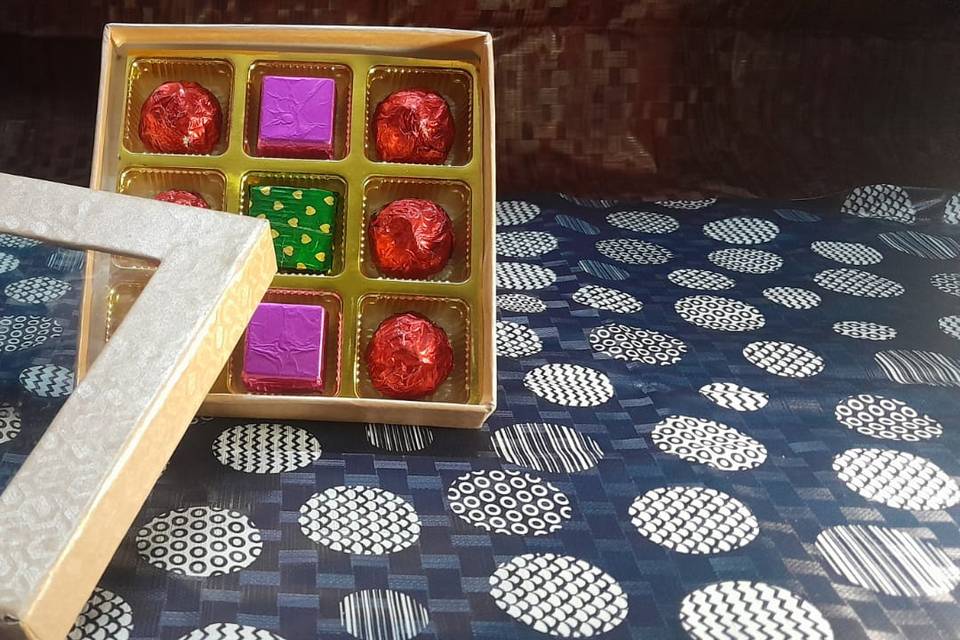 Mom's Love Confectionery