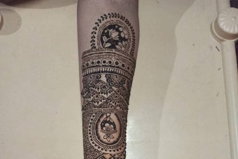 Jhumka Henna