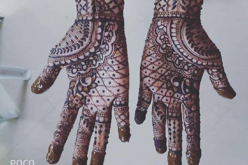 Engagement henna