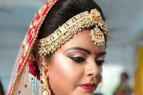 Bridal makeup