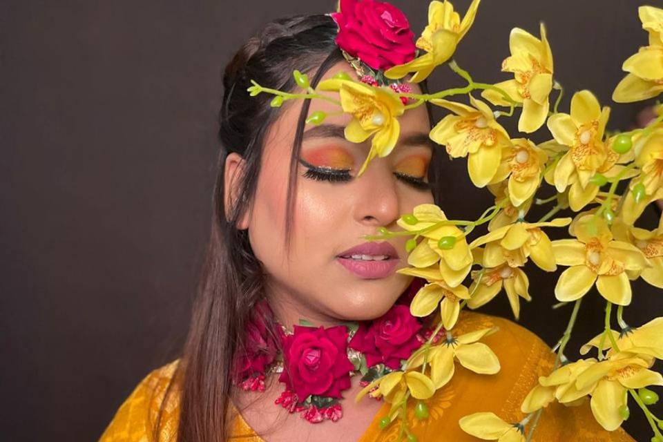 Haldi makeup