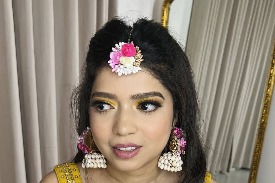 Haldi makeup