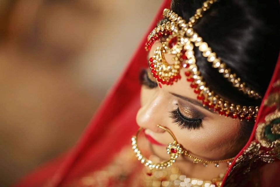 Bridal makeup