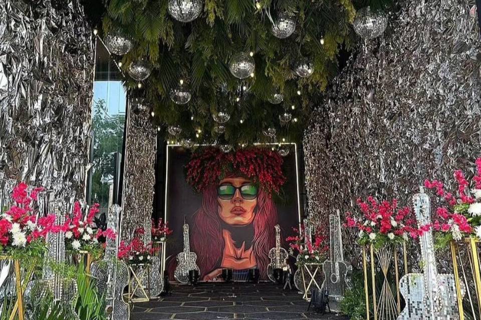 Pathway decor