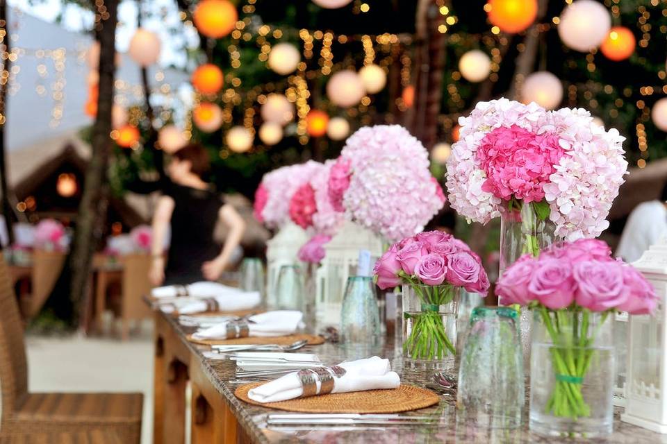 Reception Table Decor