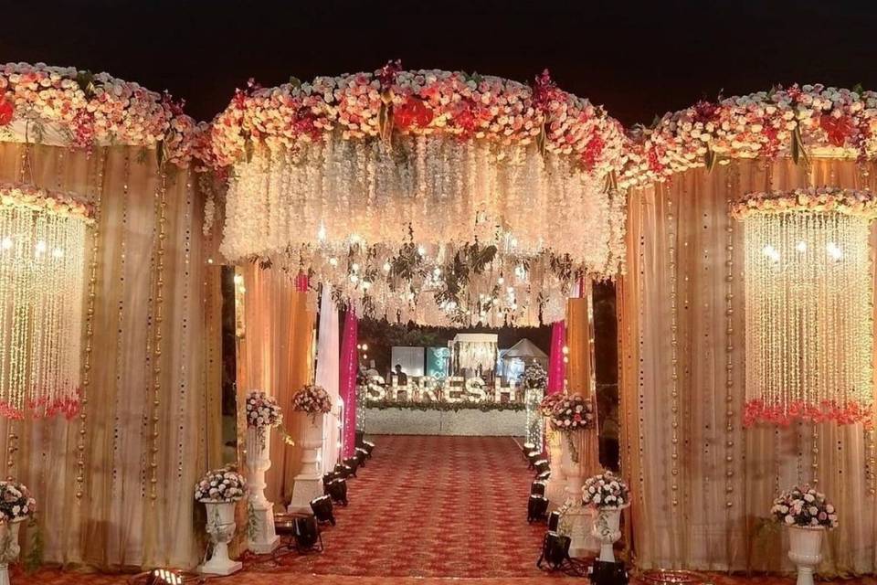 Entrance decor