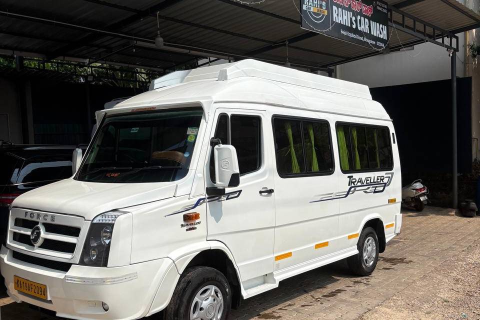 12 seater Tempo Traveller