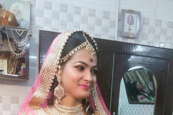 Urvashi Beauty Parlour, Sonipat
