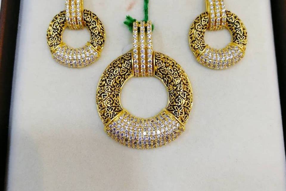 Pendant & Earring