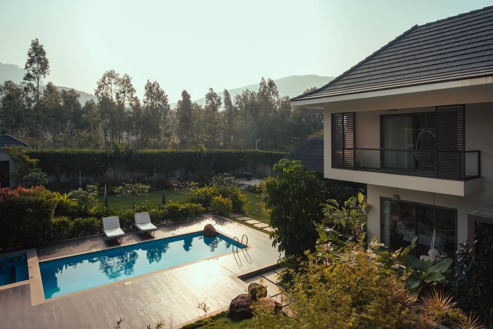 Pool villa