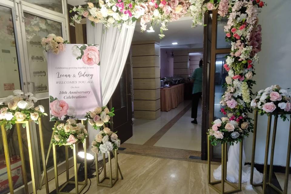 Entrance decor