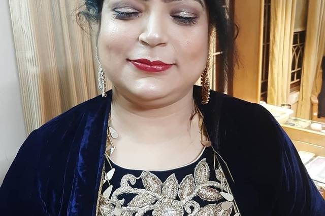 Party makeup