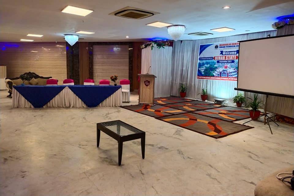 Banquet hall