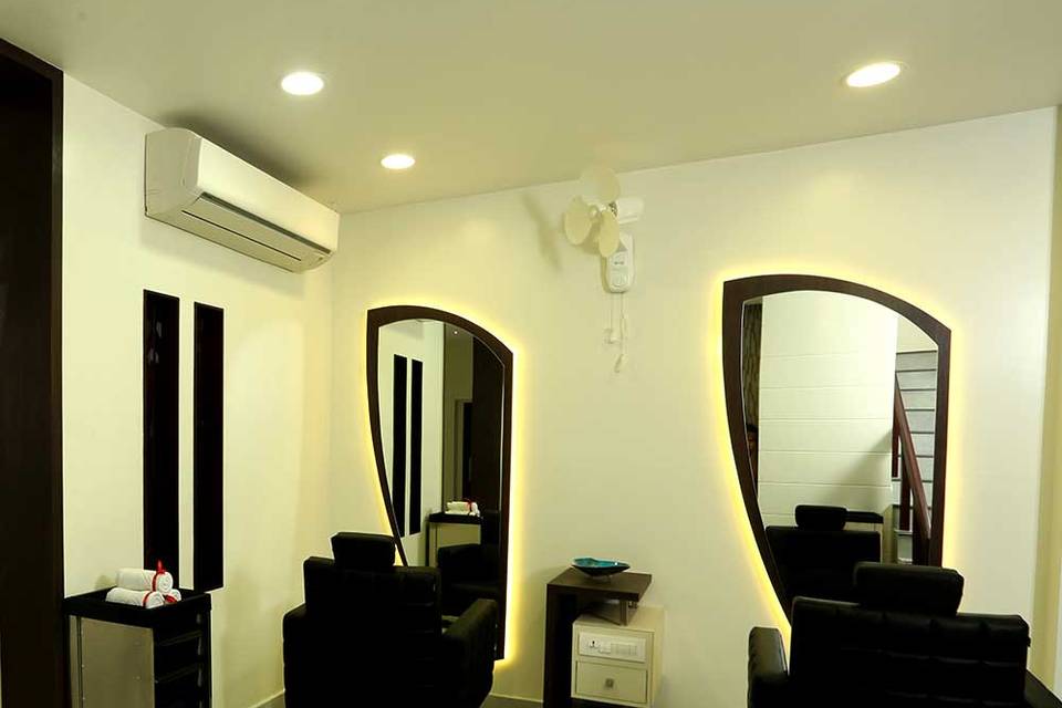 Waves Hair & Beauty Salon