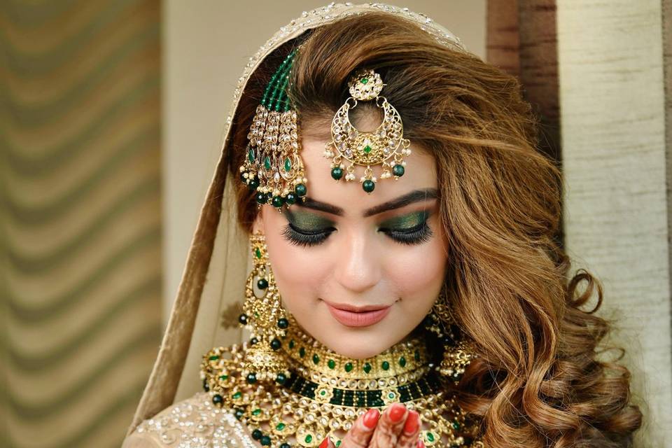 Bridal makeup