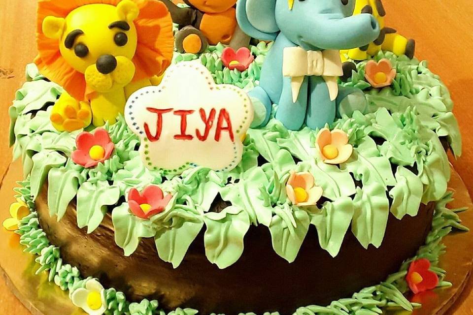 Wedding Cakes - Cakes Indeed By Bhavita - designer cake  (20)