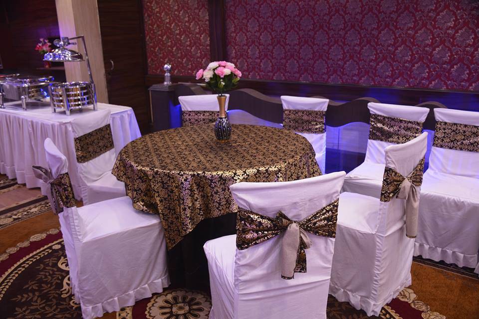 Le Chef Resto Bar Places Sector 37 Faridabad Weddingwire In