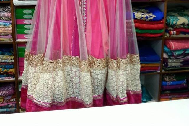 Printed Non Woven D Cut Shopping Bag, Capacity: 2kg at Rs 210/kg in Agra