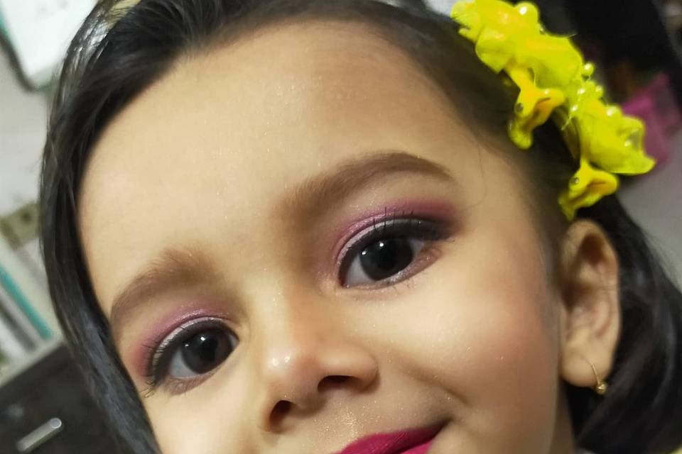 Kids makeup